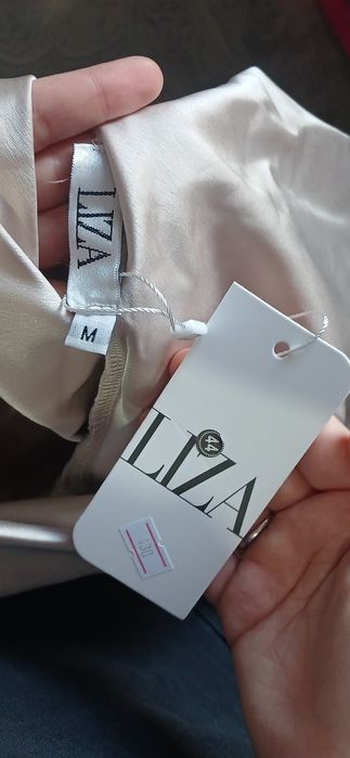 Продам новое платье