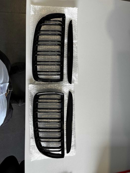 Grile Duble M Negru Lucios Bmw Seria 3 E90/E91 NON-LCI