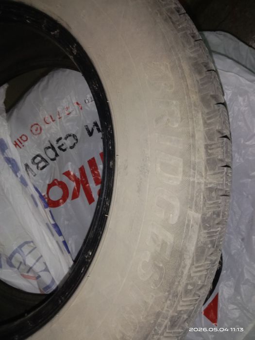 Продам зимние шины BRIDGESTONE