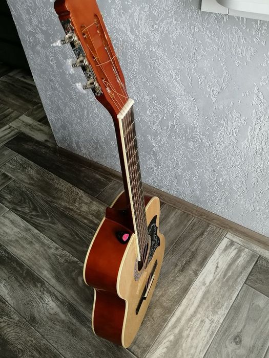 Гитара  бренд Adagio