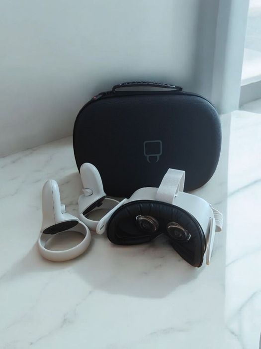 Quest 2 256GB + 125 Jocuri preinstalate Oculus Meta + Husa + Cover