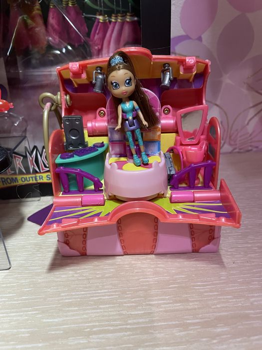 СРОЧНА ПРОДАЖА (Monster High + Bratz)