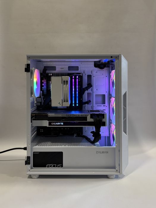 Геймърски компютър AMD Ryzen 7 5700X, RTX 3080 10GB, 16GB ram