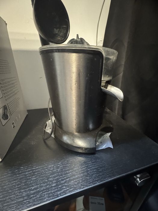 Цитрус преса Black & Decker