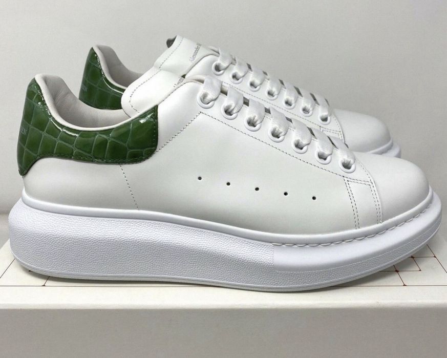 Alexander McQueen 43