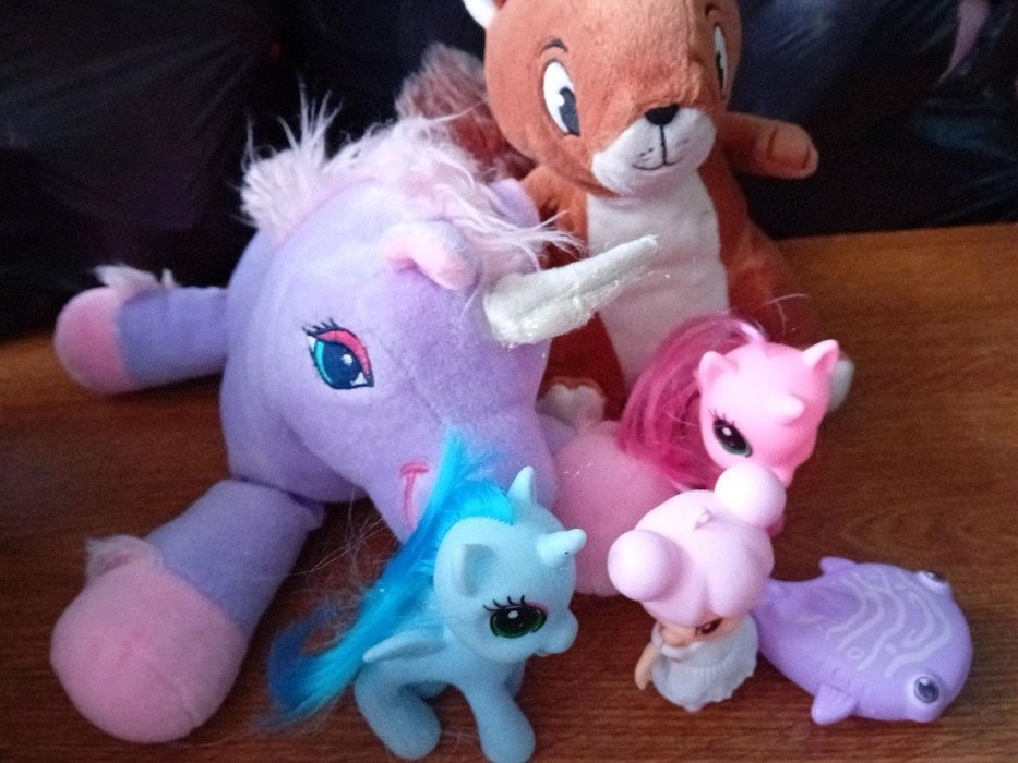 Lot jucarii la 20lei