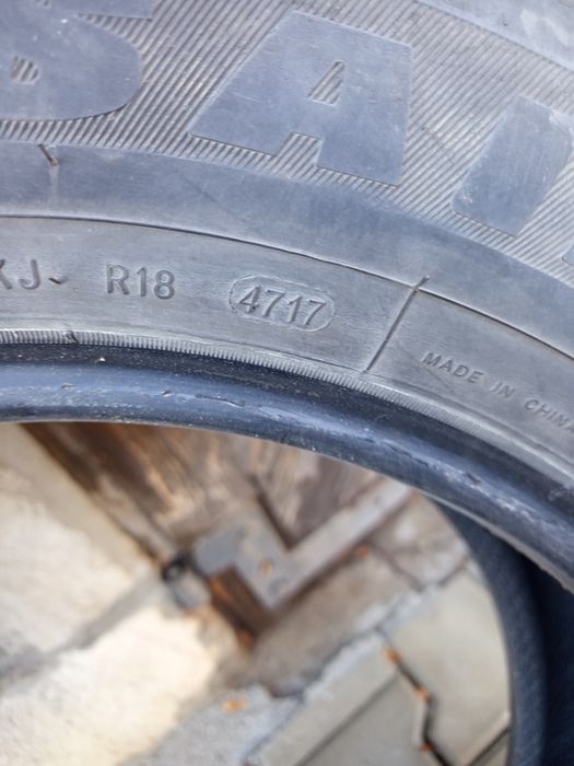 Все сезонни гуми 215/60/17