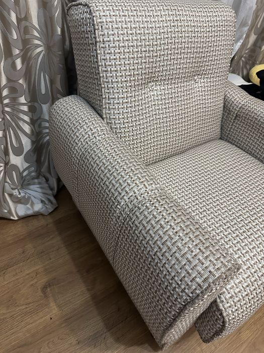 1+2 Продам мягкий гарнитур (диван 1 +2 кресло)