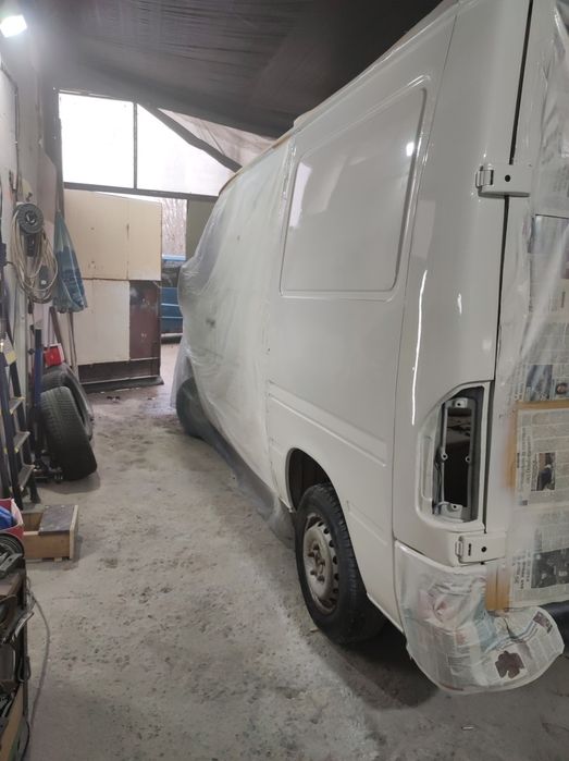 Боядисване и полиране изкърпване на коли