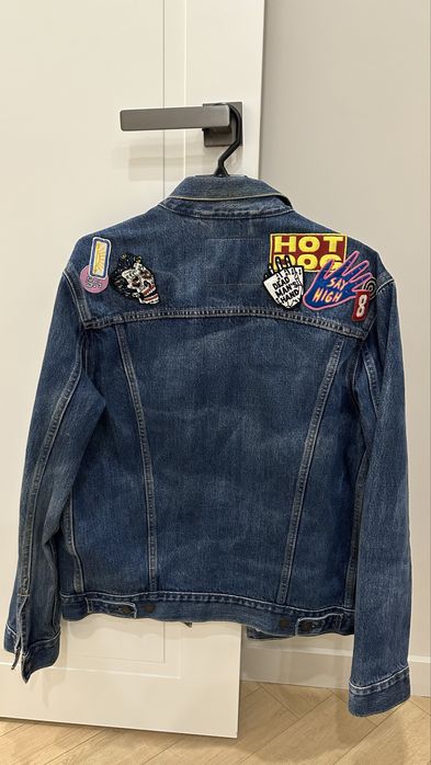 Джинсовая куртка