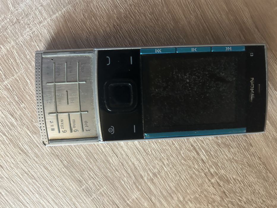 Телефони Nokia Asha 306 / 5230 / X3