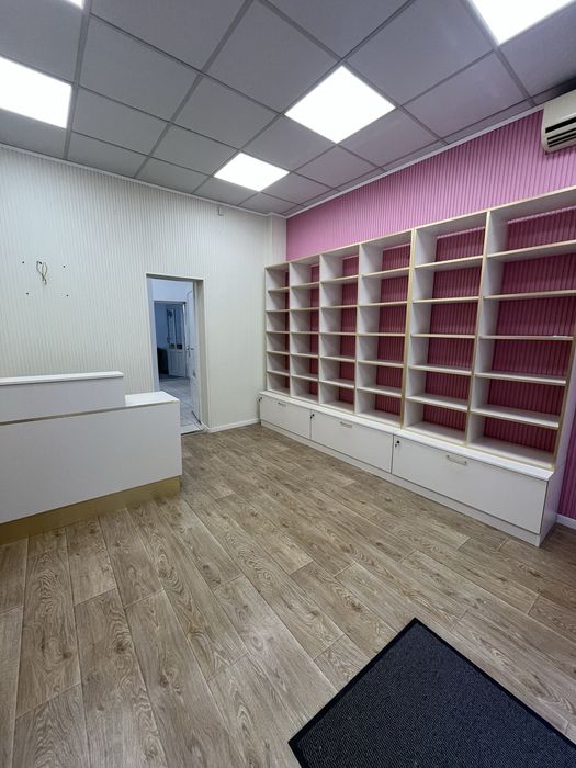 Дава се под наем Магазин в Варна, Операта - 70 кв.м за 714 € - Снимка #1