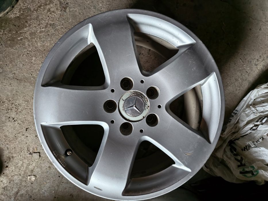 Продам оригинальные диски R16 5/112