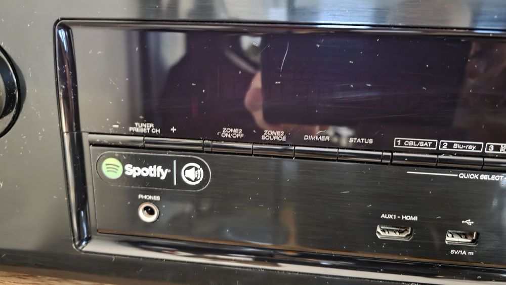 Продавам Denon avr-x2100w