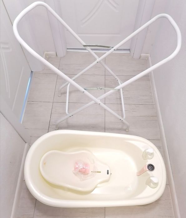 Ваничка със стойка Кенгуру