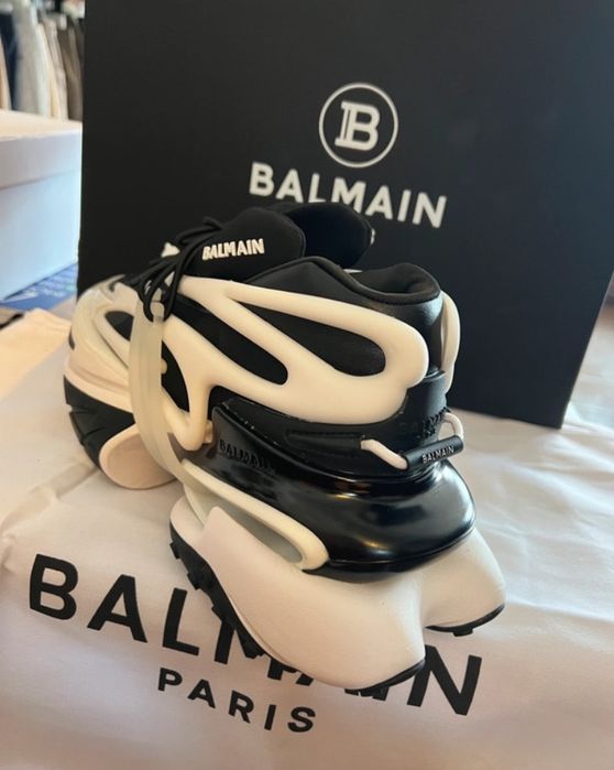 Balmain unicorn