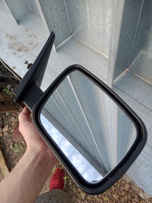 зеркало на приору