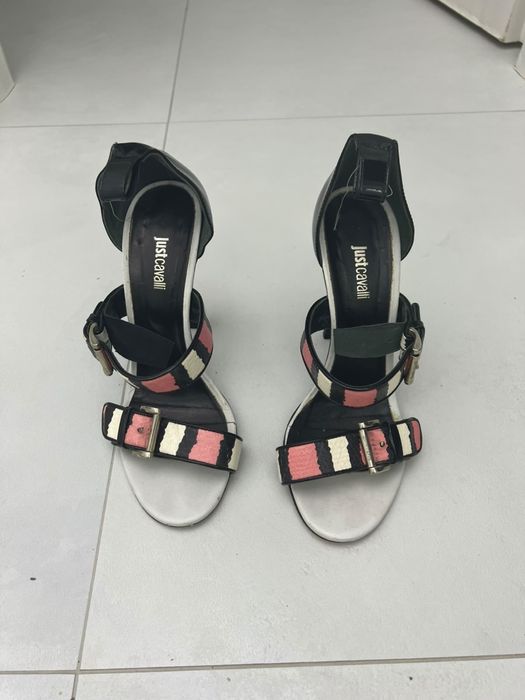 Vand sandale cavalli