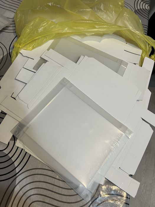 коробки новые 3000тг общий