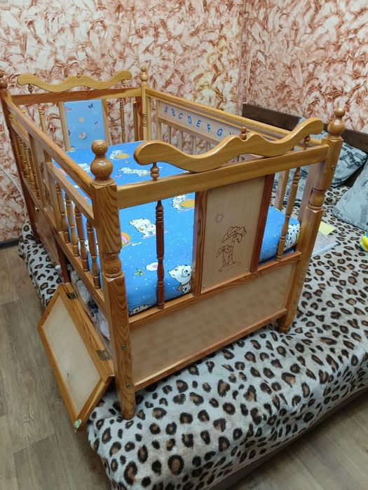 Продам детский манеж