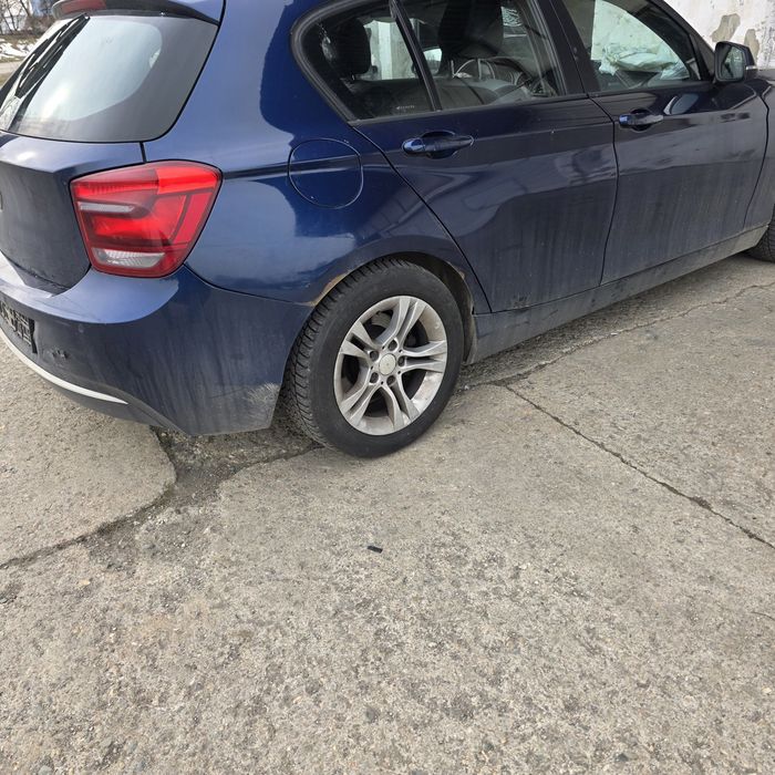 Dezmembrez BMW Seria 1 F20  2.0 diesel  N47