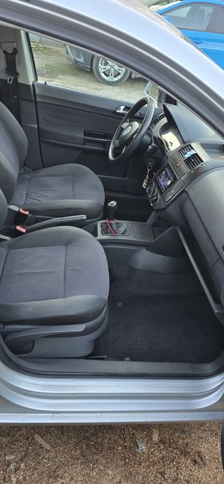 Продавам VW Polo