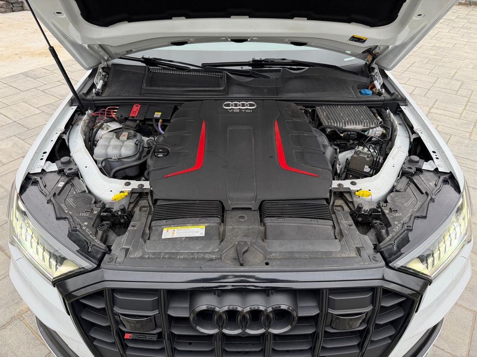 "Vand Audi SQ7 "  "MATRIX" ,7locuri , 4l V8 , 440 cp