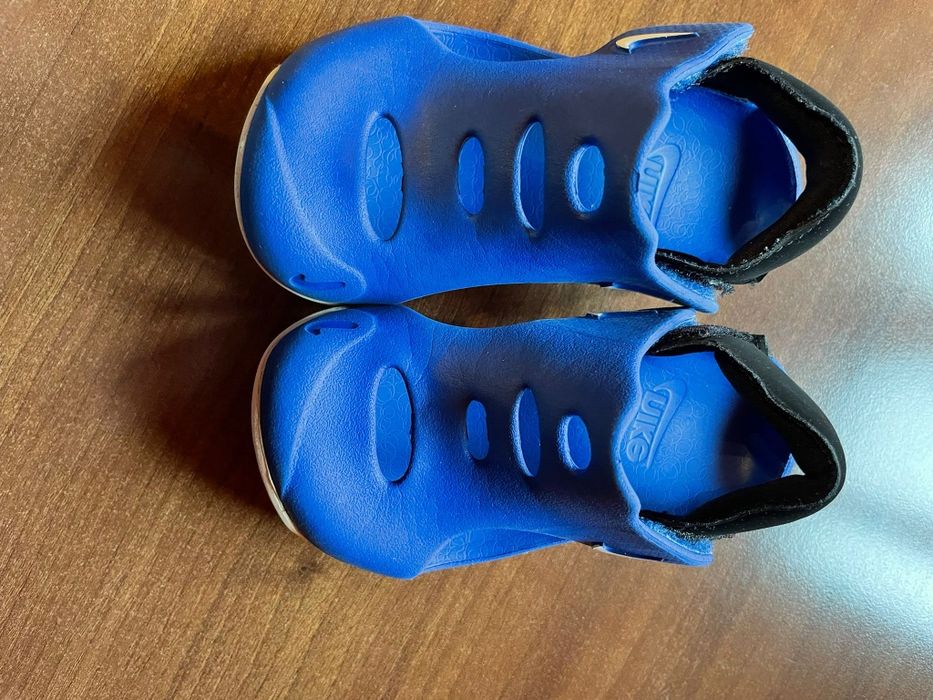 Sandale Nike,Papuci de casă LC Waikiki,