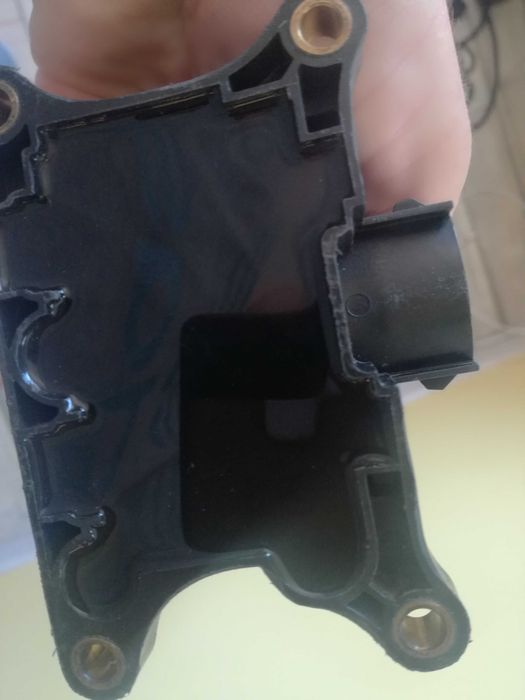 Продавам Бобина за Форд Фокус-1,6 комби 2001г.