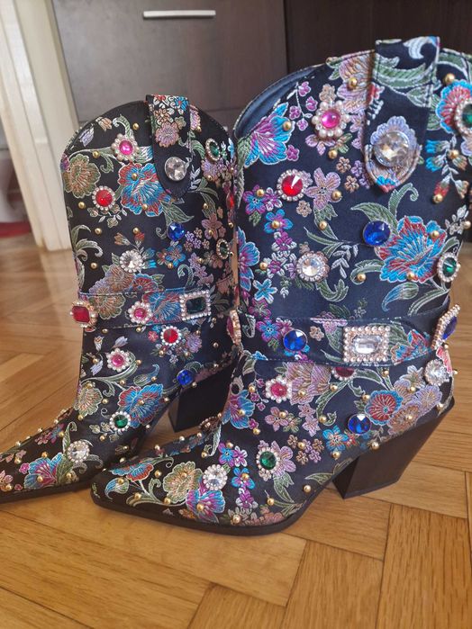 Ciocate dama marime 39