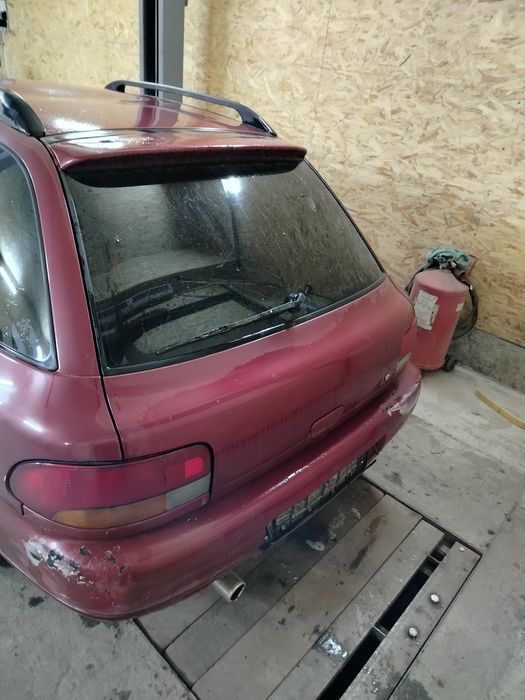 Капот Субару Subaru Impreza