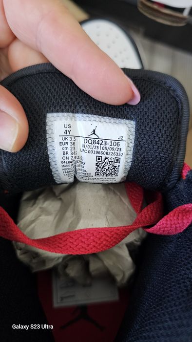 Papuci Air Jordan  1 mid