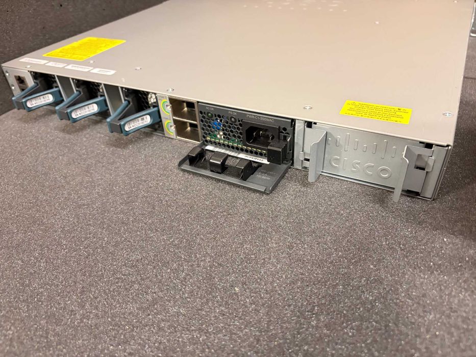 Cisco Catalyst WS-C3850-24T-S – 24-портов управляем мрежов суич, 1G, StackWise, LAN Base
