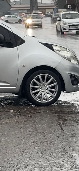 Cobal Kobalt saka diska r16 holati ideal