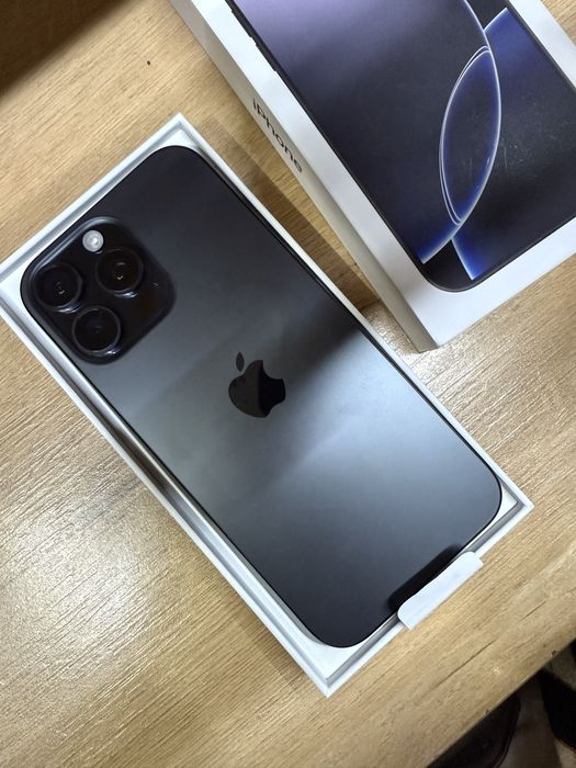 IPhone 16 Pro Max /256gb /93%