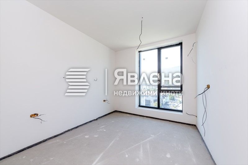 Продава 4-Стаен в Кръстова Вада