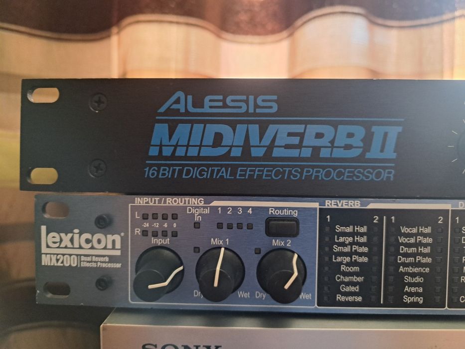 Alesis Midiverb II 16-Bit Digital Effects