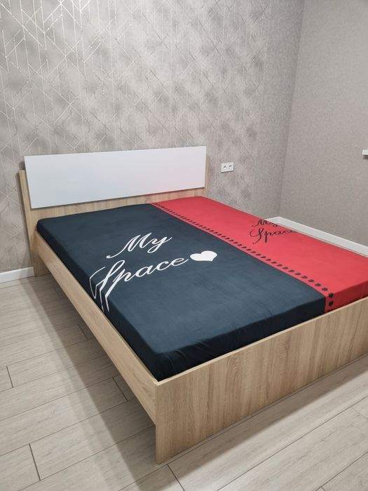 Кровать двуспальная 160х200