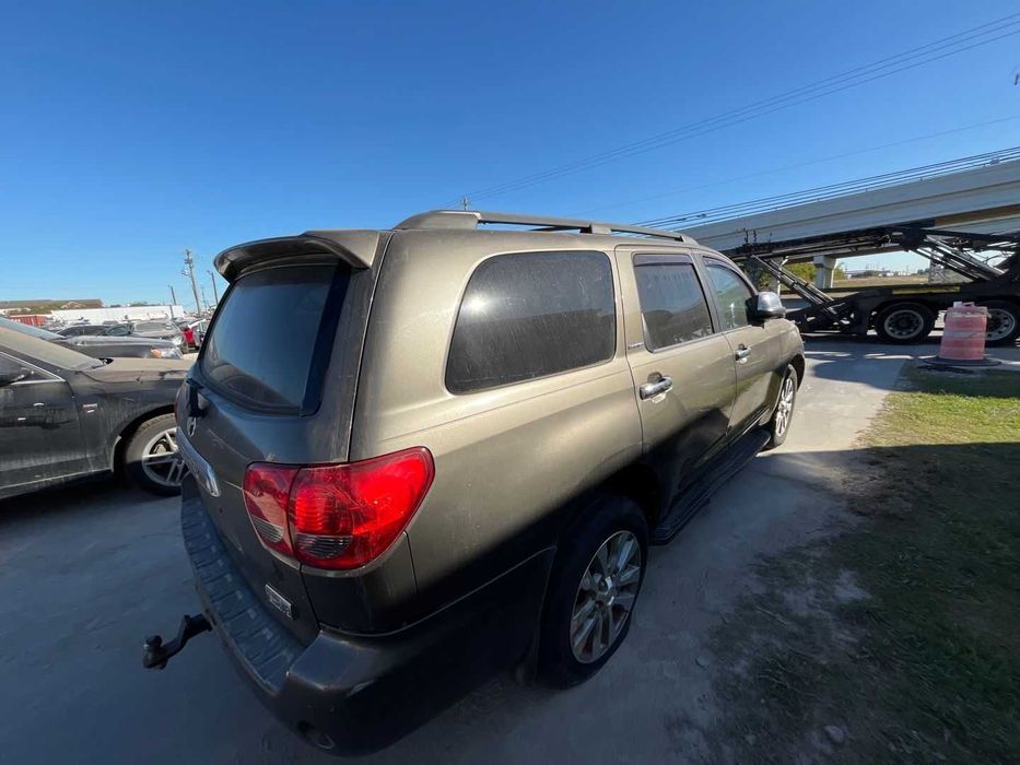 Тойота секвоя на ЧАСТИ 5.7 2010 г