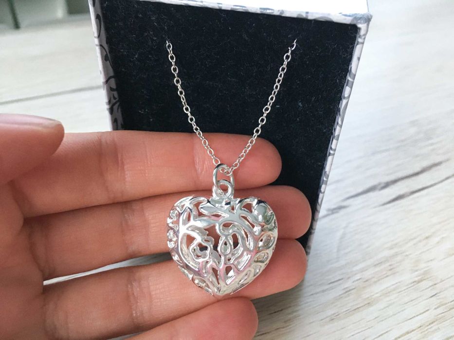 Сребърен комплект колие с обеци сърца, проба 925