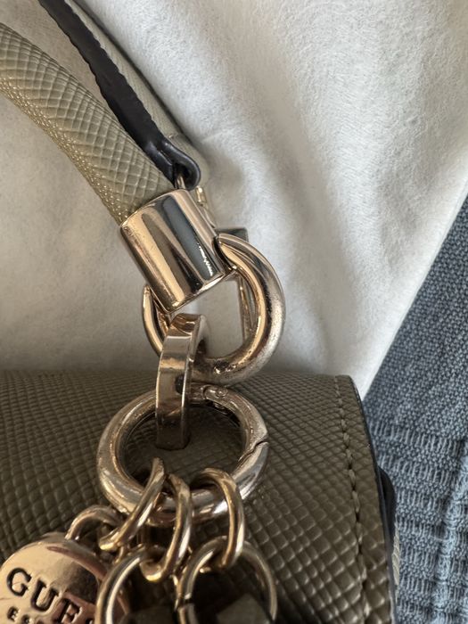 Чанта Guess GIZELE
