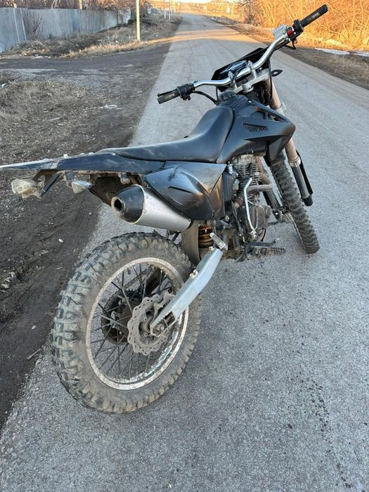 Продам эндуро 250