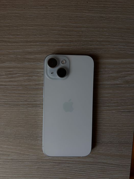Vand Iphone 15 128 GB
