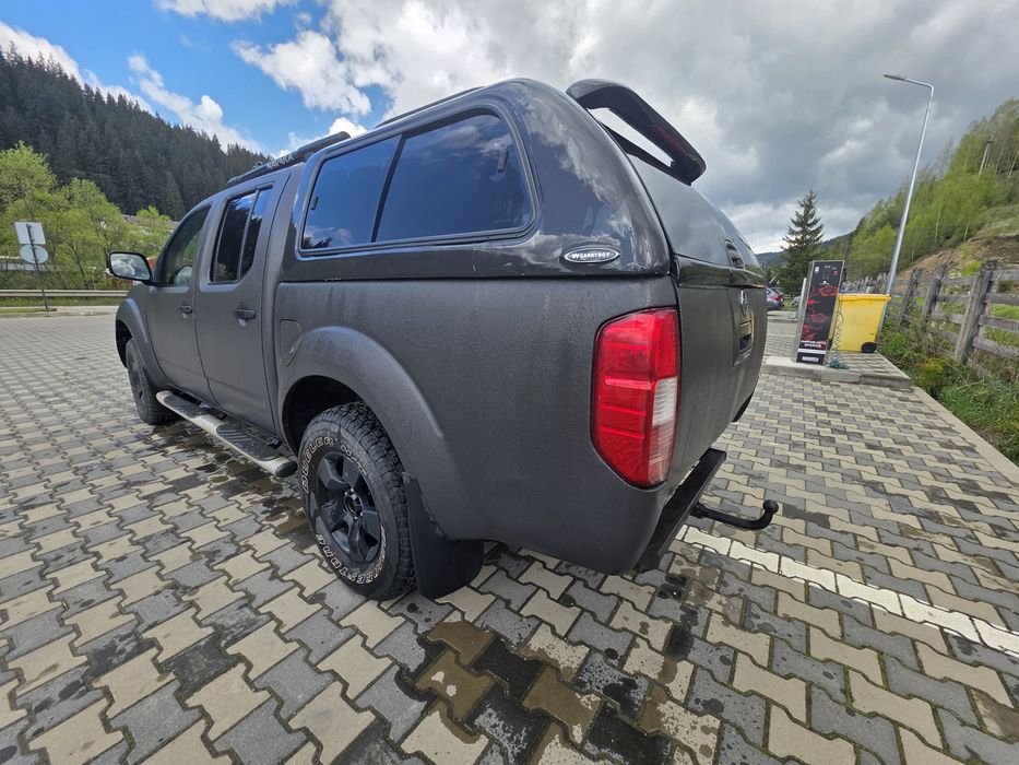 Vând Nissan Navara 2012