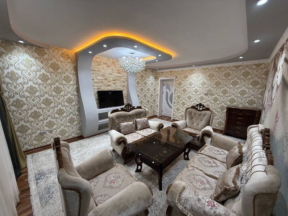 Kvartira sotiladi Samarqand sogdiana da