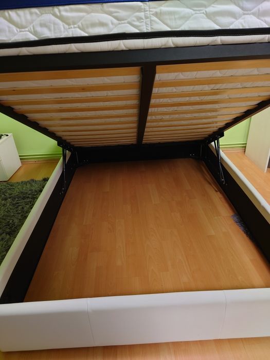 Pat matrimonial cu saltea 140×200