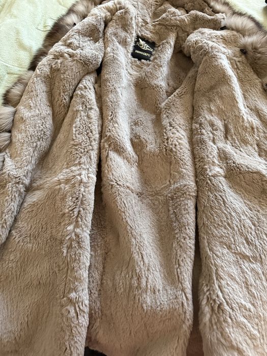 Продам недорого парку зимнюю