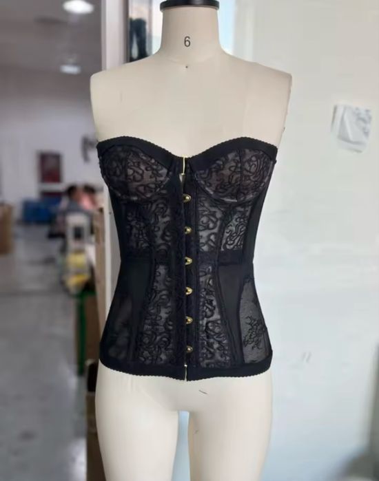 НОВО!Черен и бежов корсет