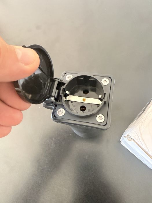 Adaptor V2L masini electrice