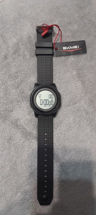 Продам часы SKMEI 13 Digits Operation Version - 2 новые